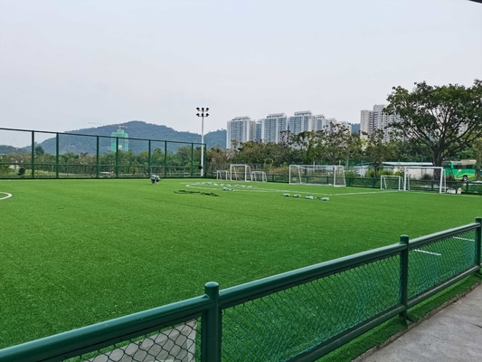 중국 70 밀리미터 축구 합성 잔디 인공 먹이풀과 스포츠 바닥 협력 업체